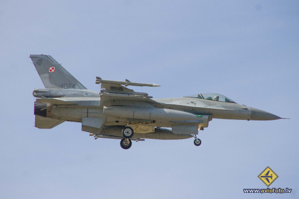 Lockheed Martin F-16C Fighting Falcon